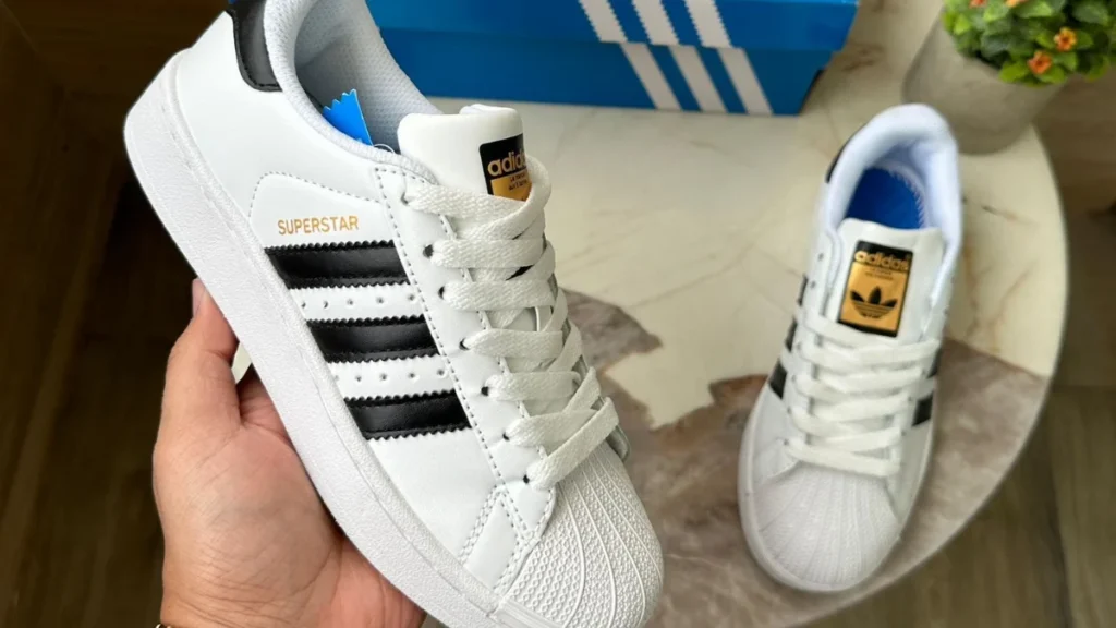 Adidas Superstar Sneakers